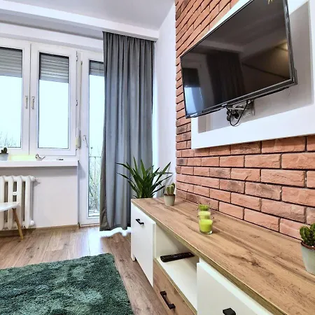 Apartment Modern Green 3