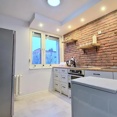 Modern Green 3 Apartment